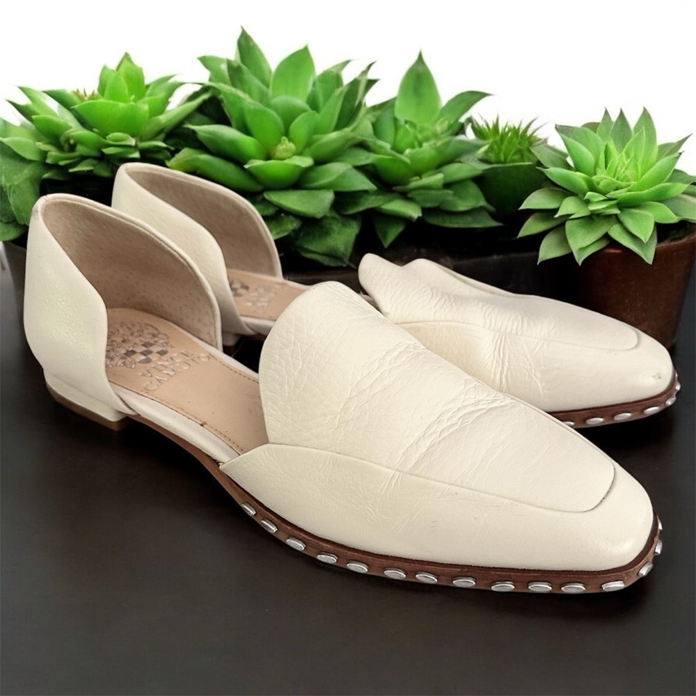 Vince Camuto “Rendolen” Cream Leather Women's Loafers
